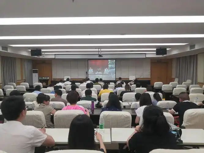 我校组织参加全国普通高校毕业生就业统计工作网络视频会议