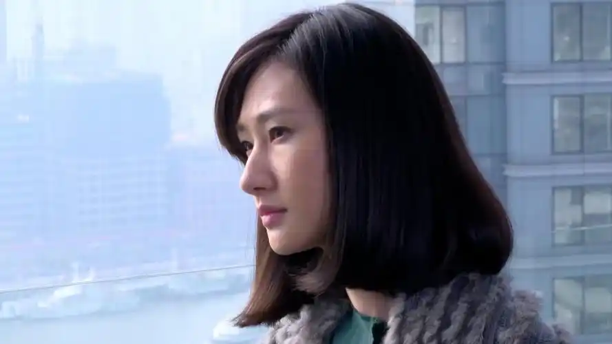 金牌律师:美女为了留住男友,怎料用财产威胁,简直太阴险