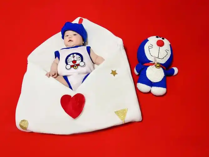 自己在家拍起来90#宝宝百天照  #创意百岁照  #服装道具