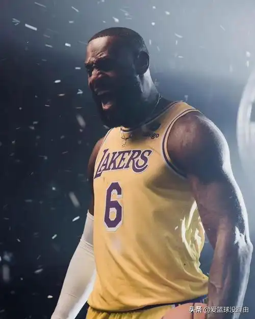 nba球员为什么拍定妆照(湖人媒体日,詹姆斯拍摄定妆照相当的霸气)_i体