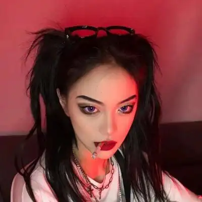 溺毙:超酷成熟风野性魅力女头.抱_微信头像_我要个性网