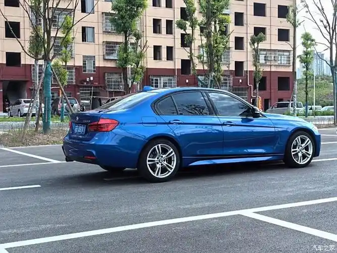 17年宝马330im 原版原漆大极品 美女车 9万公里! 谁