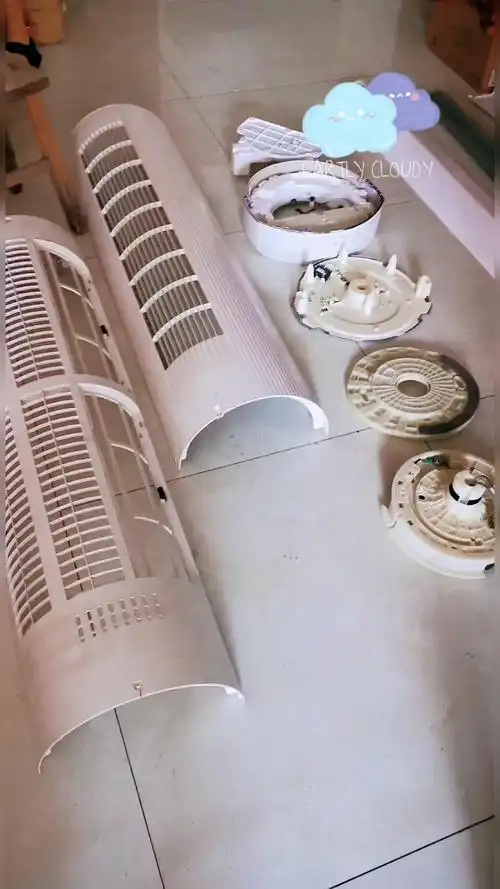 家电全拆清洗 空调清洗 圆柱空调全拆清洗 留润环保 2台挂机1台格力