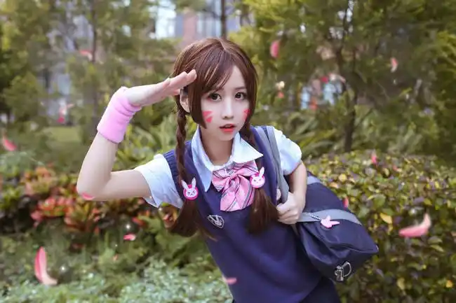 和学生妹dva一起去学校 同人jk制服 守望先锋 cosplay