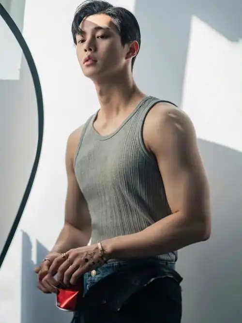 宋江  #韩国演员宋江  #韩剧  姐妹们,咱就是说 还有不爱宋江的嘛!