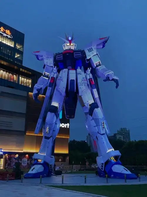 [拼装]昨天去看了上海高达基地立像