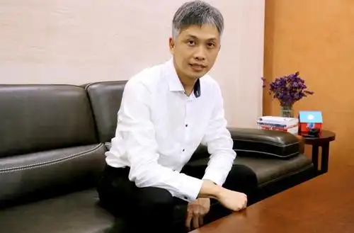 嘉宝莉仇东航在市场拐点中发展