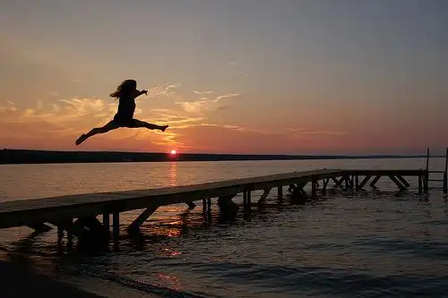 leaping at the sun | flickr – 相片分享!