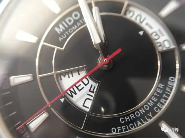 美度的caliber80小时动力机芯