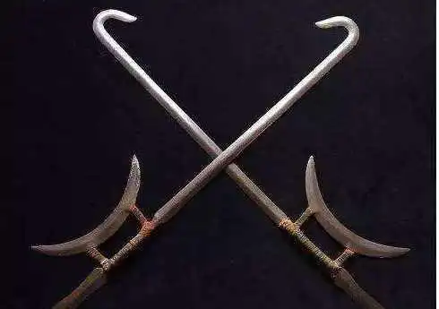 4.叉:顶端有两股叉的为牛角叉,顶端有三股叉的为三头叉.