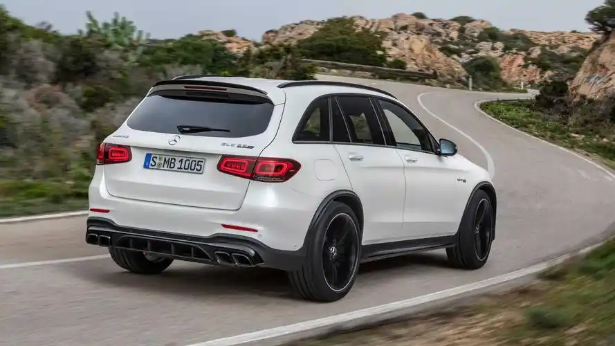 amg系列又添新丁全新奔驰amgglc63s亮相