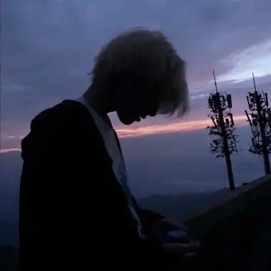 酷帅男生高清qq头像