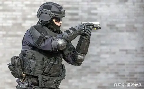 说出来你绝对不信,中国特警的头盔竟然这么贵