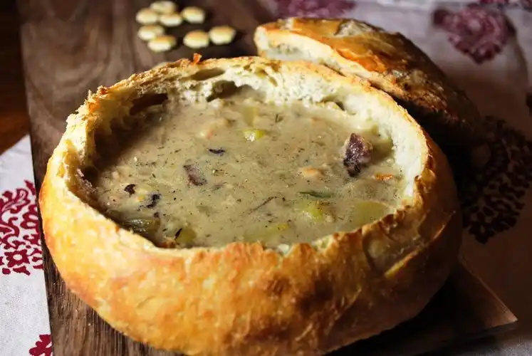hearty clam chowder