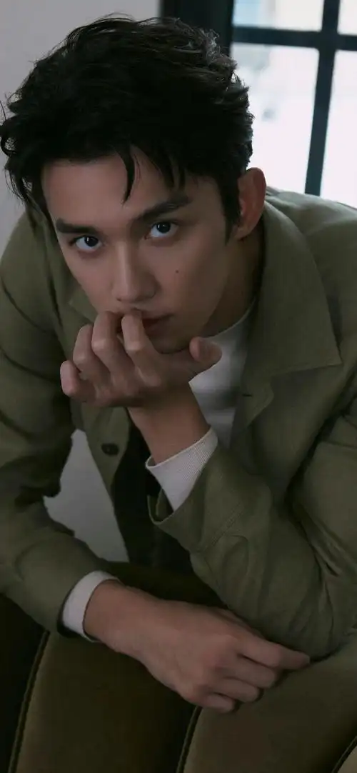 明星壁纸#休闲随性|风流倜傥|男艺人壁纸杨洋|王鹤棣|吴磊