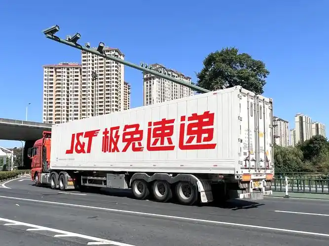 极兔速递68亿鲸吞百世汇通入局不到两年有望成第四大快递公司