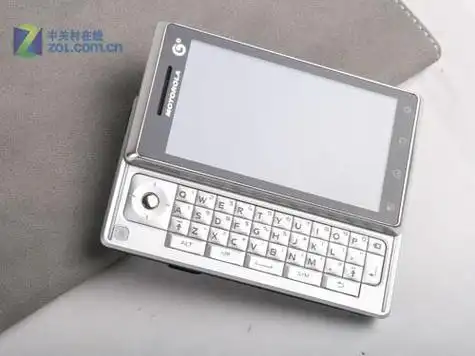 侧滑全键盘ophone2.0 摩托罗拉mt716图赏