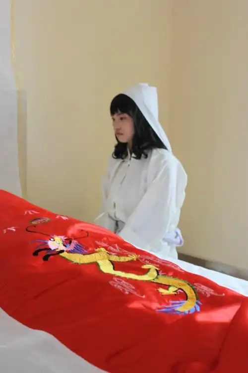 【转载】孝友聚会的模拟葬礼--f