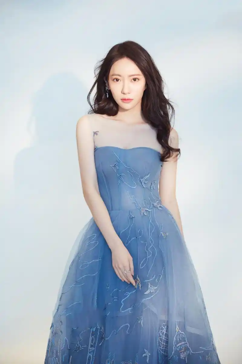 刘萌萌仙气十足写真图片19