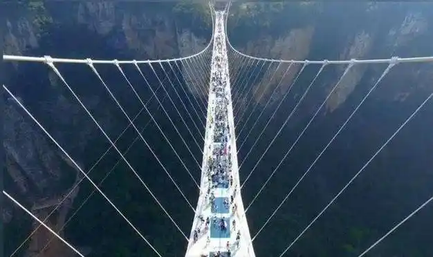 网红魅力长沙,玻璃桥大峡谷,天门山国家森林公园,72奇楼,凤凰古城