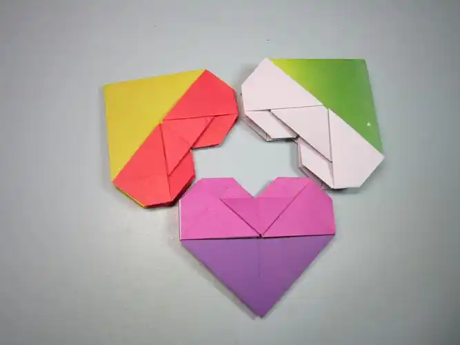一张纸就能折出漂亮的爱心,简单一学就会,折纸心形-生活视频-搜狐视频
