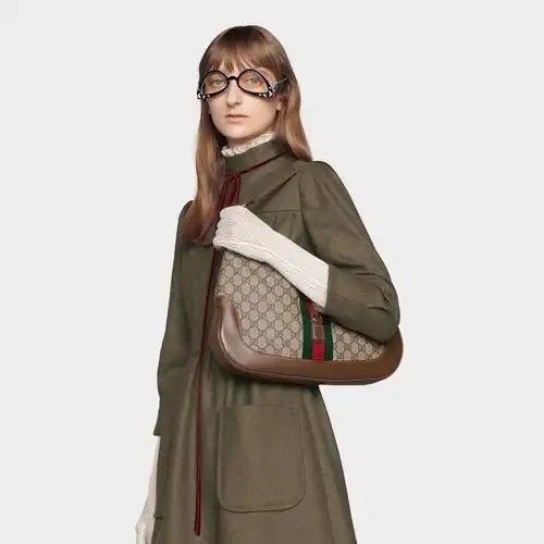 新包| gucci jackie 1961 系列手袋全面上架:3种尺寸,马卡龙配色