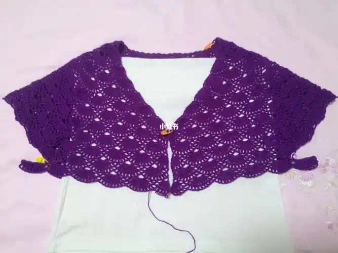 学钩的扇形开衫