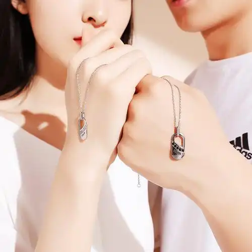 情侣一对项链纯银锁骨创意颈链女款