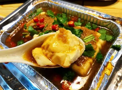 拥有n多种特色的烧烤店!大哲彻底被他家的锡纸美味征服!【大哲推荐no.