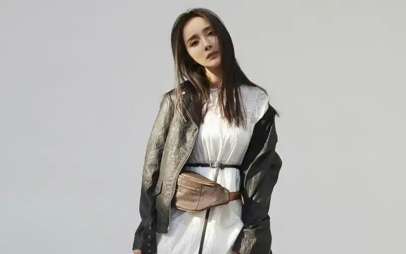 首页 桌面壁纸 大陆明星 杨幂酷美性感高清桌面壁纸(2/ 7) 2019-06-03