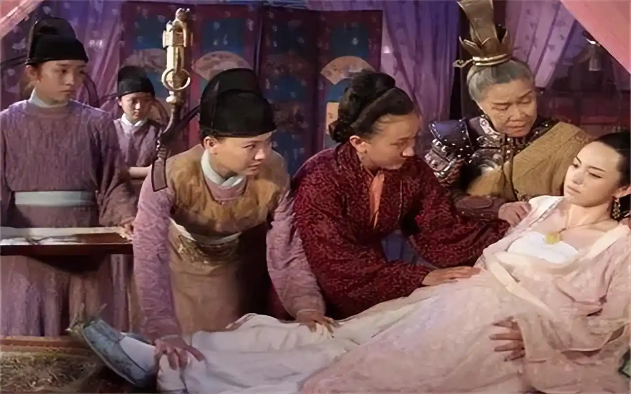 "狸猫换太子中"的太后刘娥,权倾朝野,为何不像武则天一样称帝