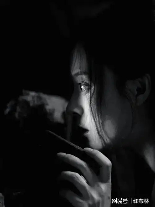 倪妮刘浩存哭的很心碎,我觉得张艺谋更矫情