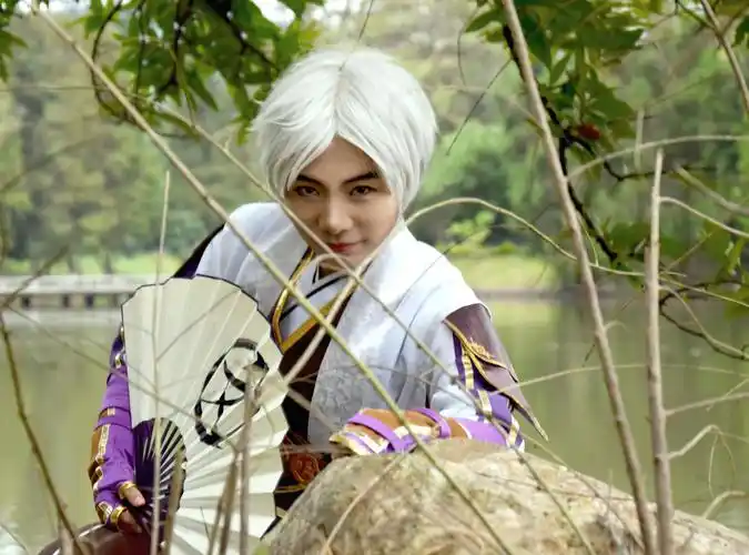 画江湖之不良人张子凡cosplay,你喝酒会乱性吗?