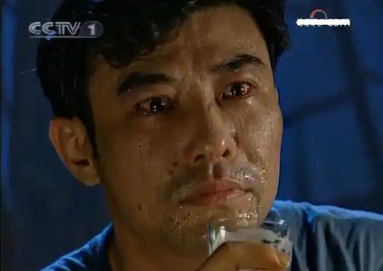 1996年英雄无悔背后的故事濮存昕演绎经典原型被判死缓