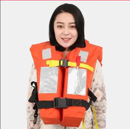 救生衣穿着不规范学生春游划船侧翻2人溺亡校方景区谁之责