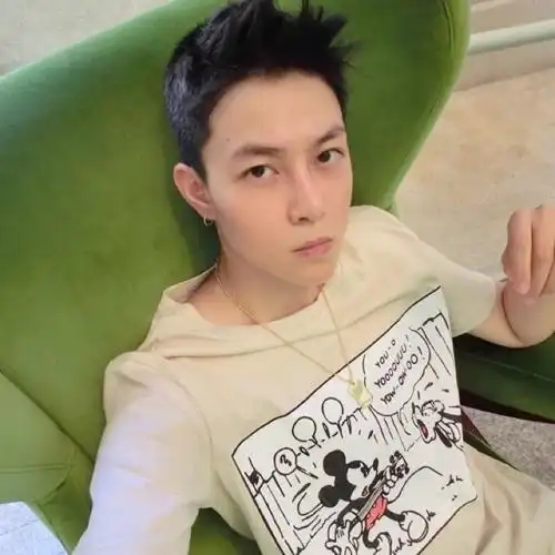 皇甫圣华_模特_介绍_经历_留言 - 酷乐米