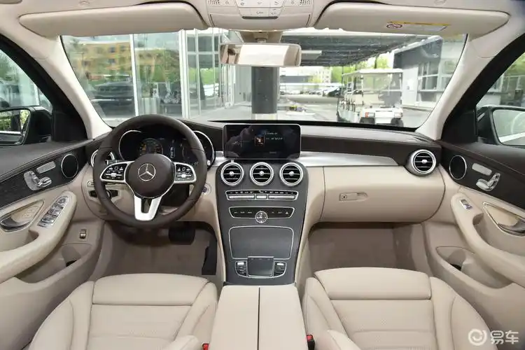 【奔驰c级2020款改款 c 260 l内饰全景正拍汽车图片-汽车图片大全】