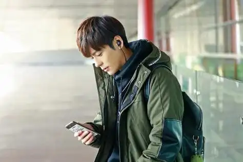 魏哲鸣老婆王岚离婚了吗 连结婚的证据都没找到