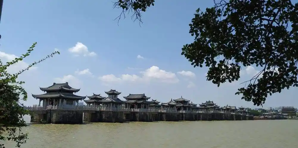 中国桥梁排名前十名(国内最著名的十大历史古桥) 第1张