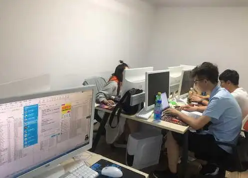 商务专员的工作难度大吗