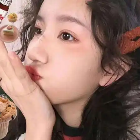 可爱女头像 呆萌真人 一人不变的只有自己