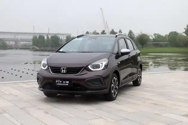 第四代飞度接受预定 预售价格8.18万元起