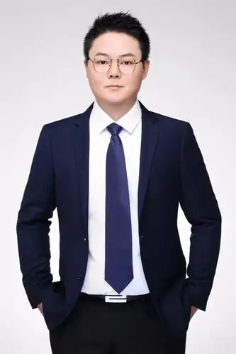 正文蔡雨帆 —— 频道新媒体负责人  879节目自2016年