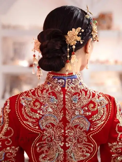 橘子红了7815高级又大气的中式造型_婚礼_成都攻略_新娘跟妆_新娘
