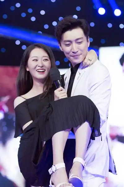 《代号》将播 吕星辰乔任梁为爱痴狂