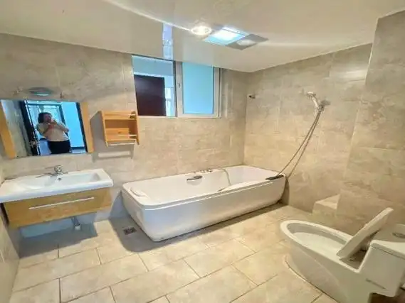 昆明五华北市区宁康园(别墅)宁康园 北市区车场永春泉旁 办公别墅出租