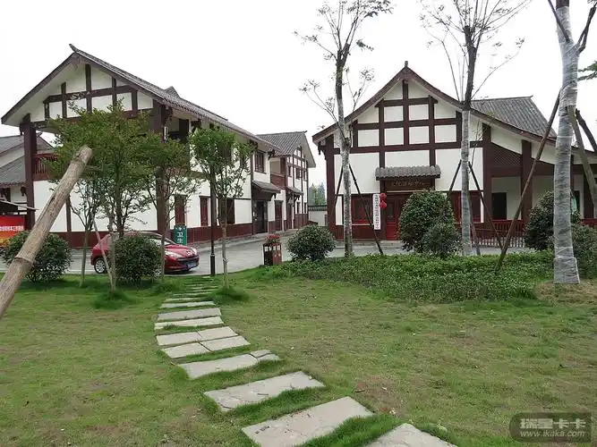 成都新农村的缩影——郫县安德铺镇安龙村