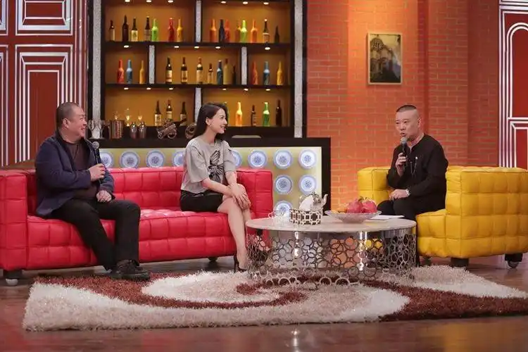 《结婚吧》作客《纲到你身边》 高圆圆愿做捧哏