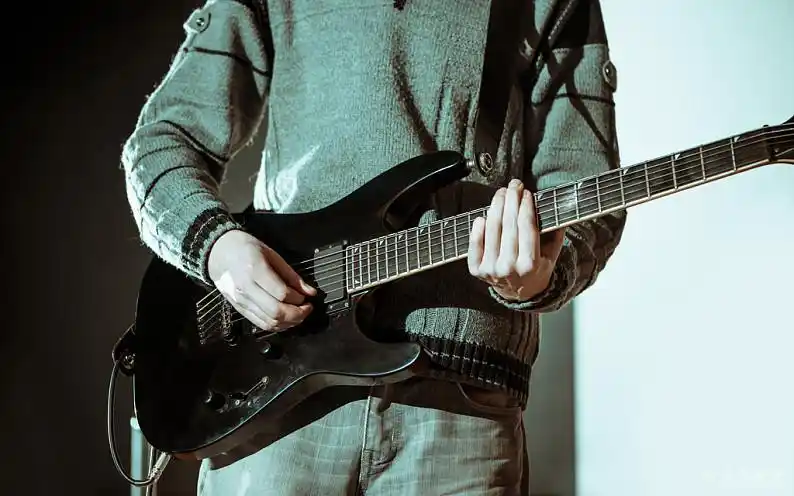 吉他手_男人_演奏_电吉他_高清图片_全景视觉