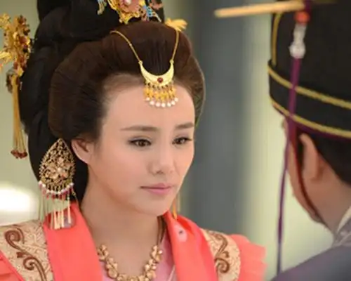 从《麻辣女兵》里英姿飒爽的女兵夏夏,到《新活佛济公》里的俏皮可爱